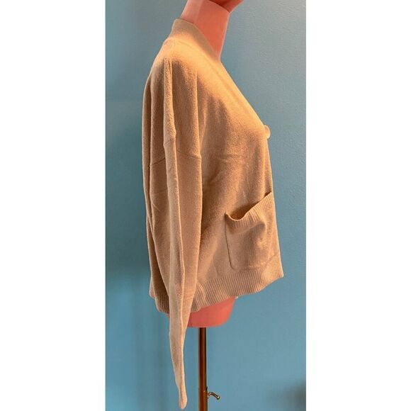 NWT Hello Nite Super Soft Cardigan Sweater Loungewear 2 Pockets Sea Pearl M - Picture 3 of 5